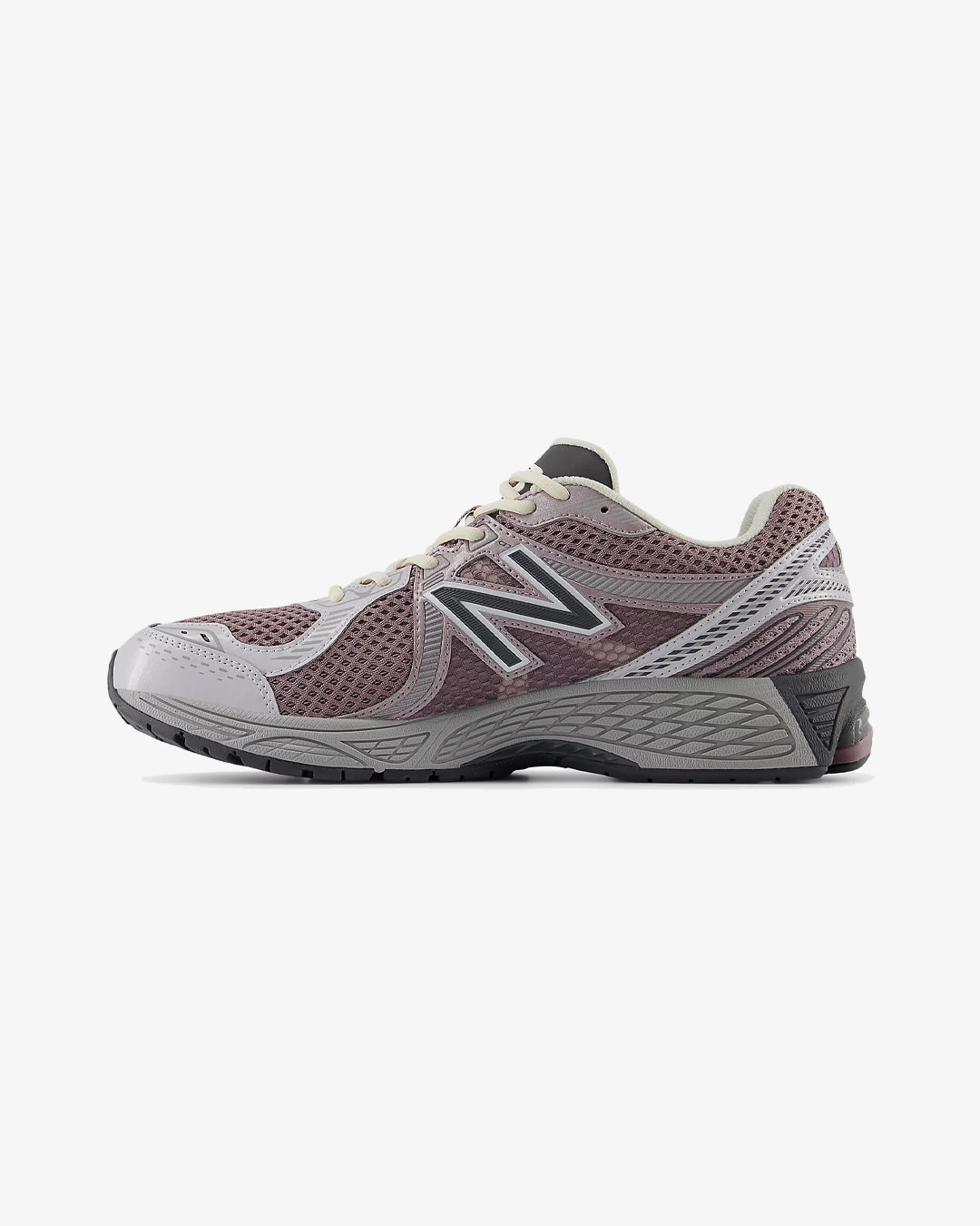 New Balance 860v2