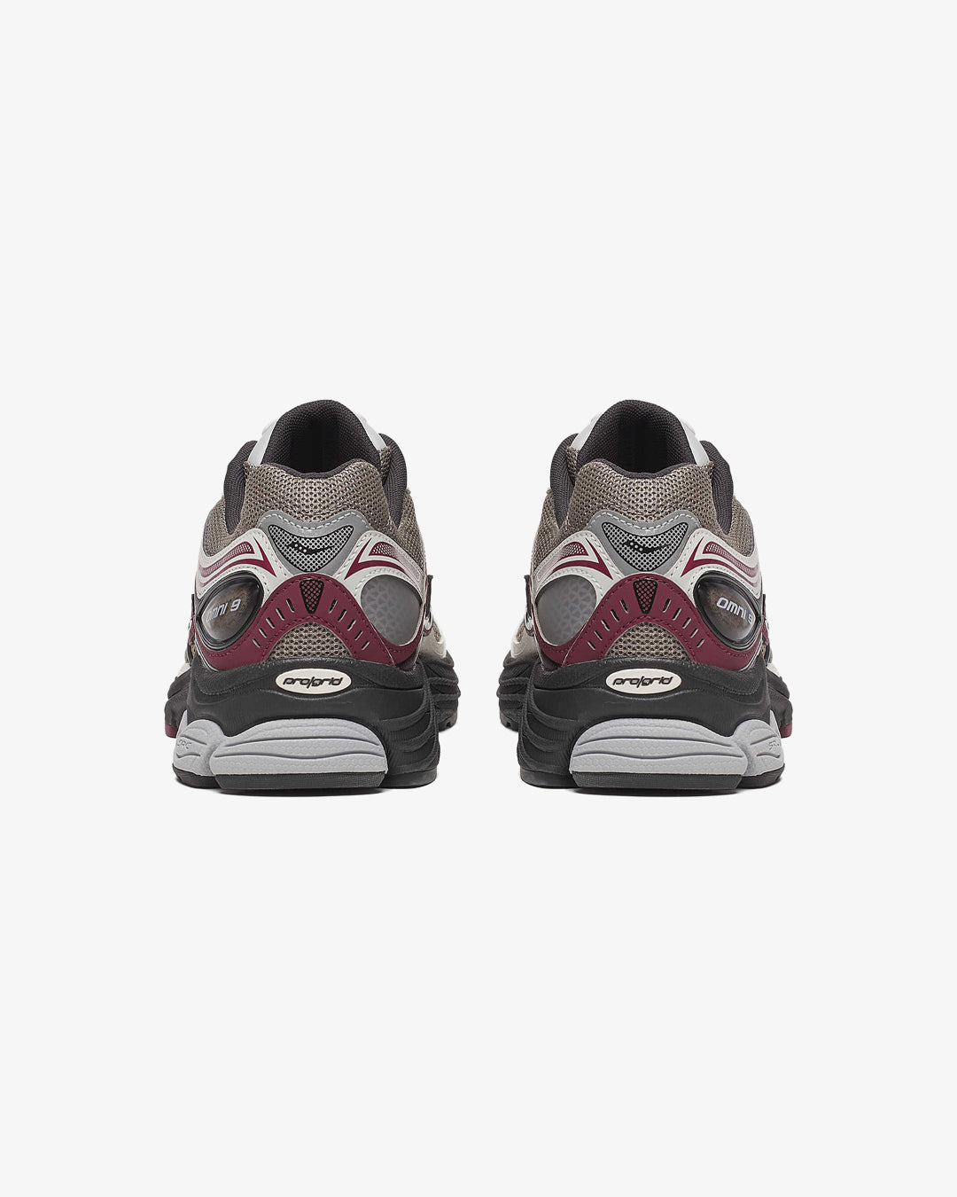 Saucony ProGrid Omni 9 TMY