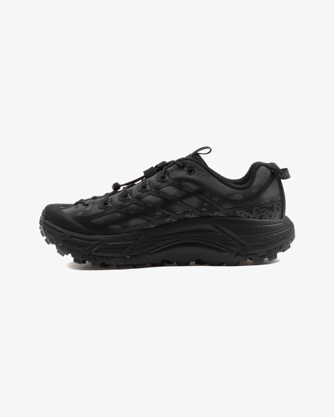 HOKA Stealth/Tech Mafate Three2