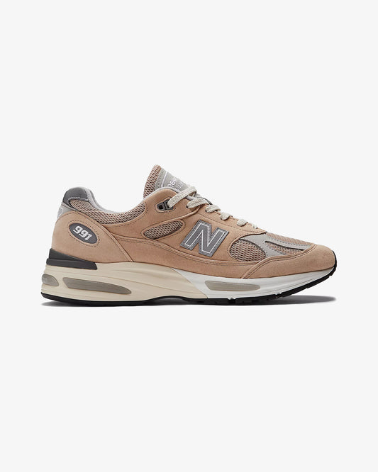 New Balance Made in UK 991v2